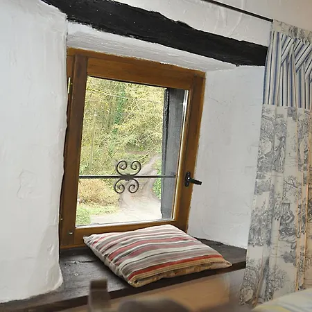 Les Glycines Gites - Les Petites Pierres Gite - Shared Solar Heated Pool - Garden Spa - Small Dogs Welcome
